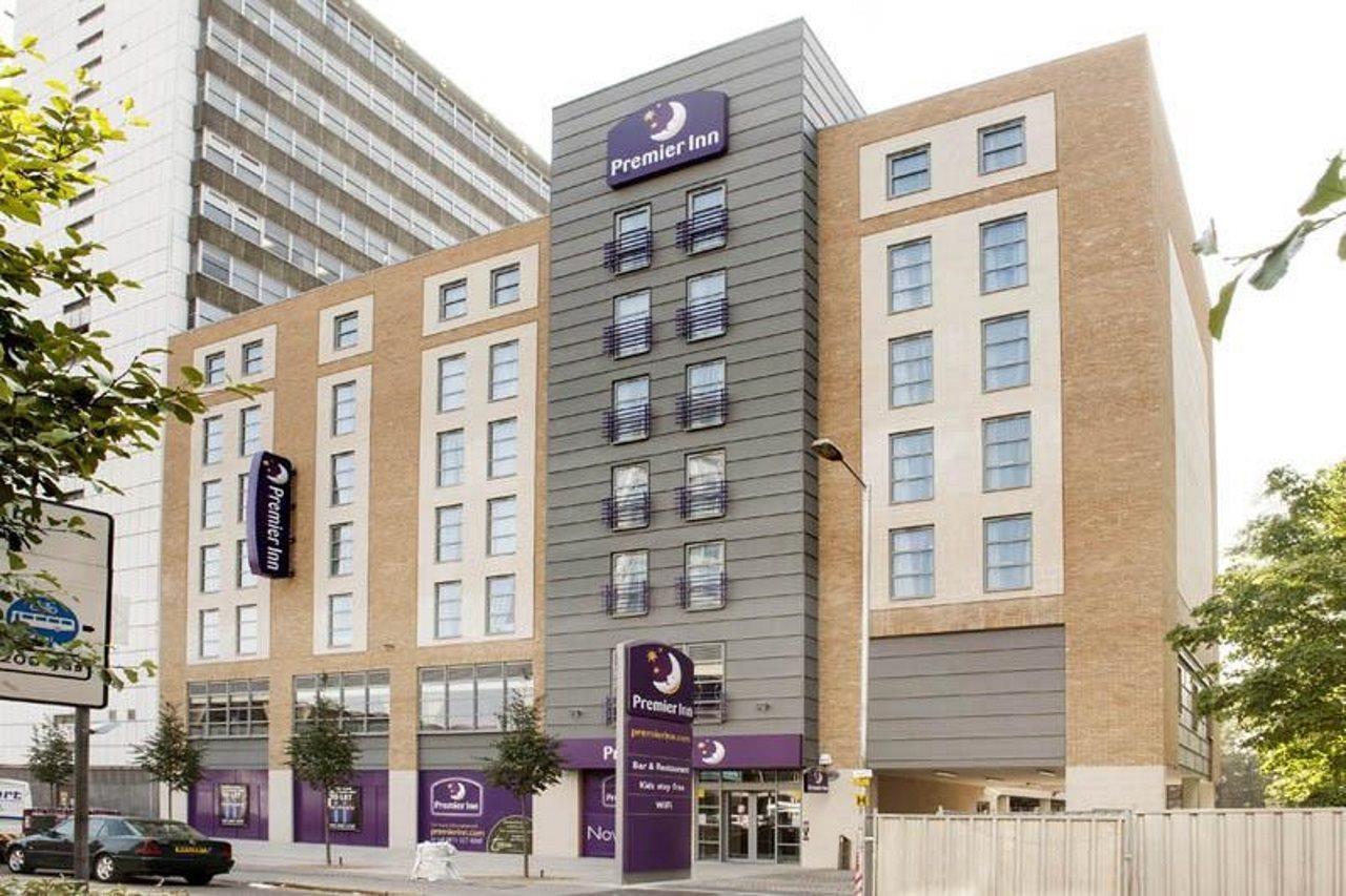 Premier Inn London Croydon Town Centre Exterior foto