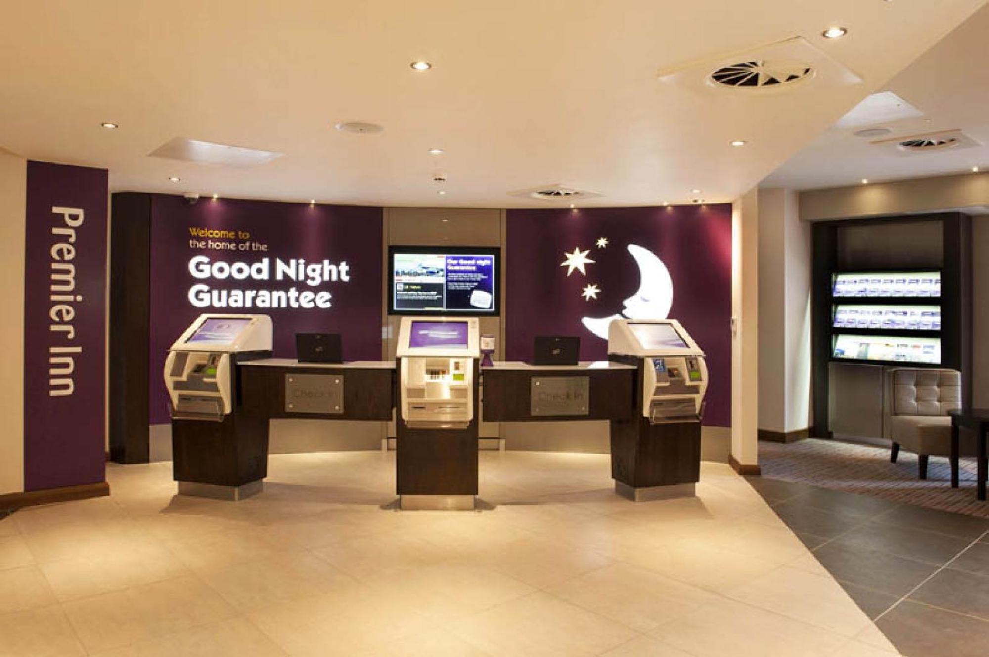 Premier Inn London Croydon Town Centre Exterior foto